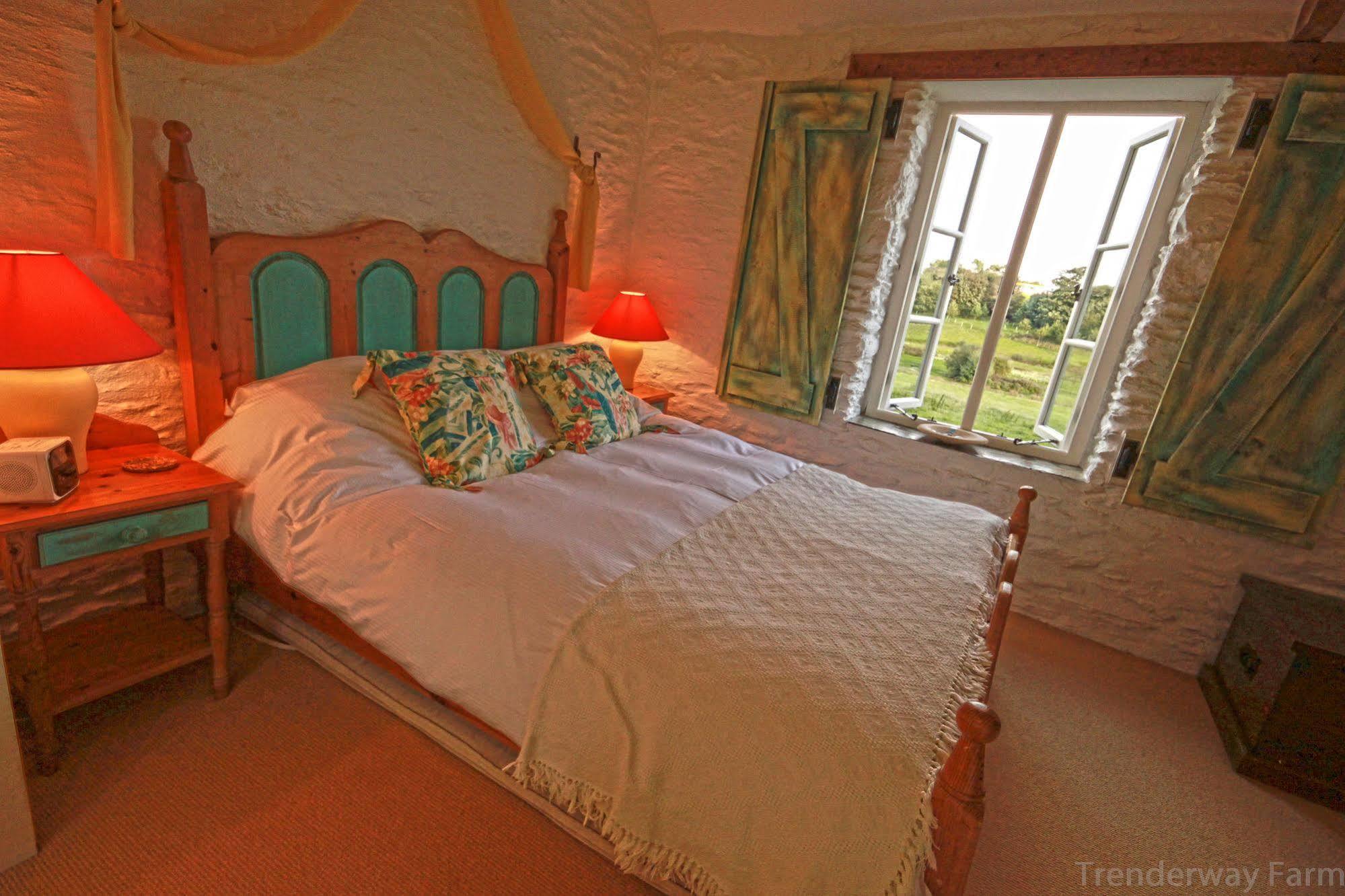 Trenderway Farm Bed & Breakfast Looe Eksteriør bilde