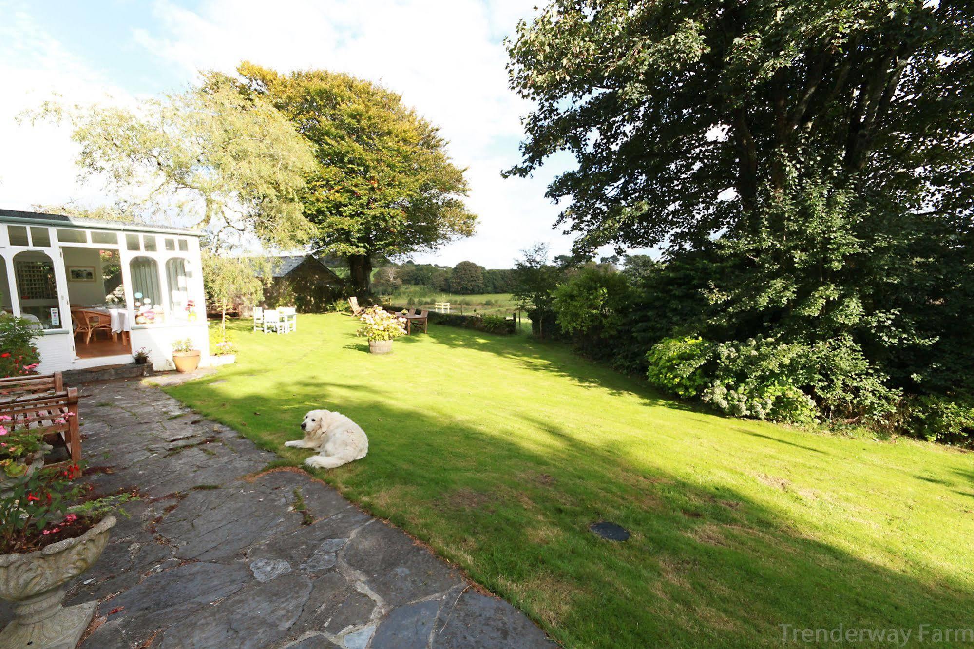 Trenderway Farm Bed & Breakfast Looe Eksteriør bilde